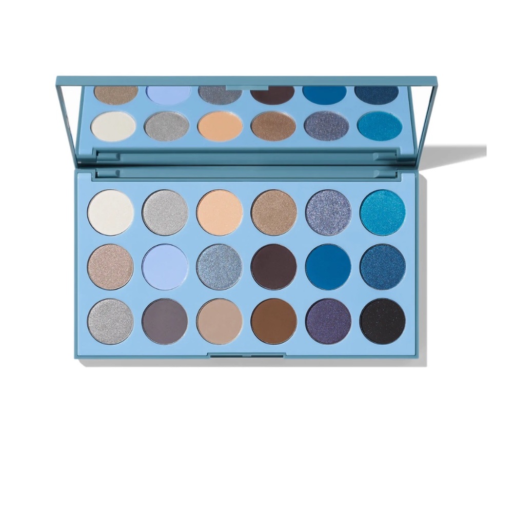 Morphe Limited Edition Blue Ya Away Eyeshadow Palette